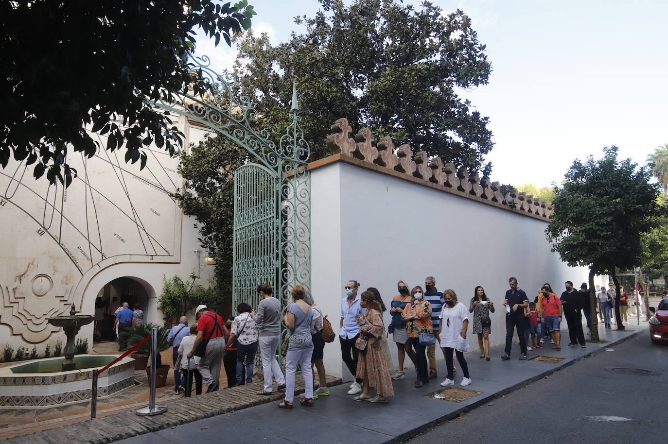 Festival Flora Córdoba 2021 | Gran ambiente de público en los patios, en imágenes (I)