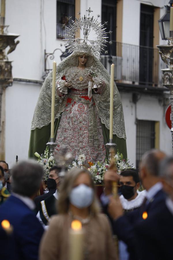 El rosario de María Santísma de la Paz y Esperanza de Córdoba, en imágenes