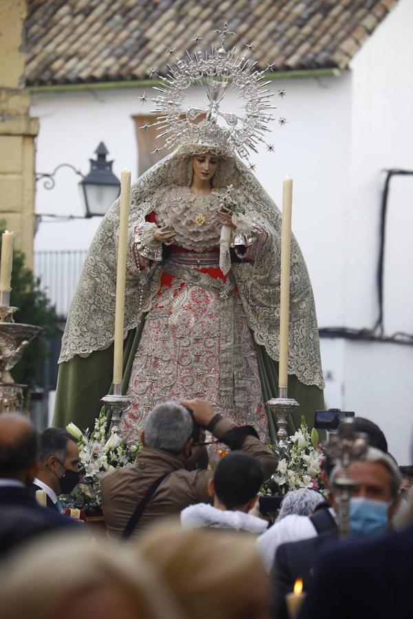 El rosario de María Santísma de la Paz y Esperanza de Córdoba, en imágenes