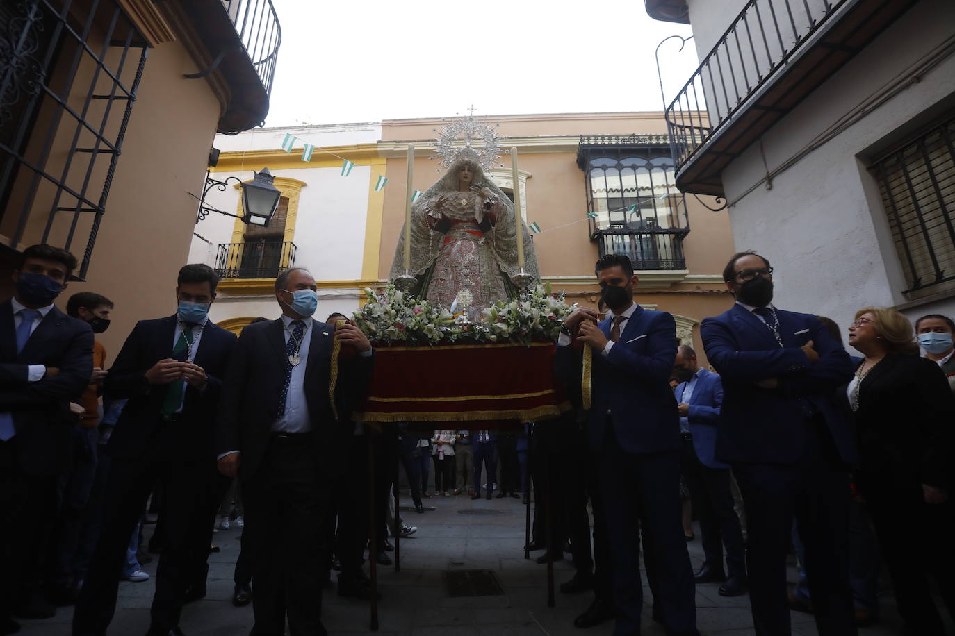 El rosario de María Santísma de la Paz y Esperanza de Córdoba, en imágenes