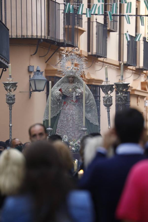 El rosario de María Santísma de la Paz y Esperanza de Córdoba, en imágenes