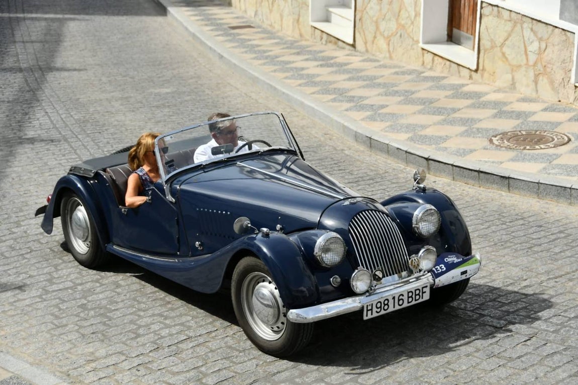 V Edición de la Exhibición de coches clásicos en Alcalá de los Gazules