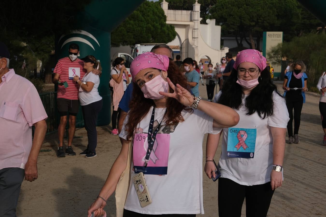 La Marcha Rosa reúne a cientos de personas en Los Toruños para luchar contra cáncer