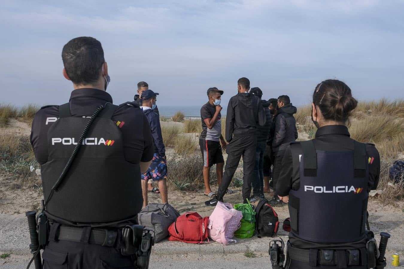 Llegan tres pateras en solo unas horas a Conil y Cádiz capital