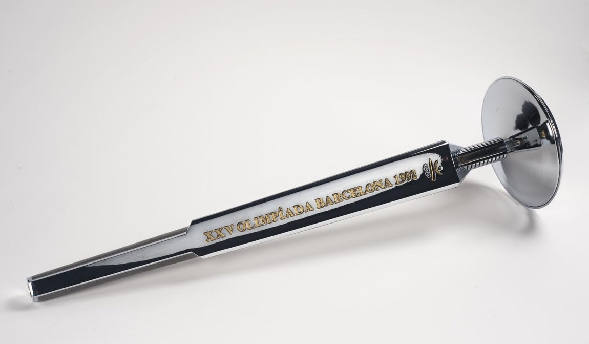 La antorcha de Barcelona 92. Ricard modernizó los Juegos olímpicos de Barcelona 92 en su elemento más simbólico: la antorcha olímpica. Su diseño influyó en que Barcelona fuera seleccionada como la ciudad para albergar los juegos.