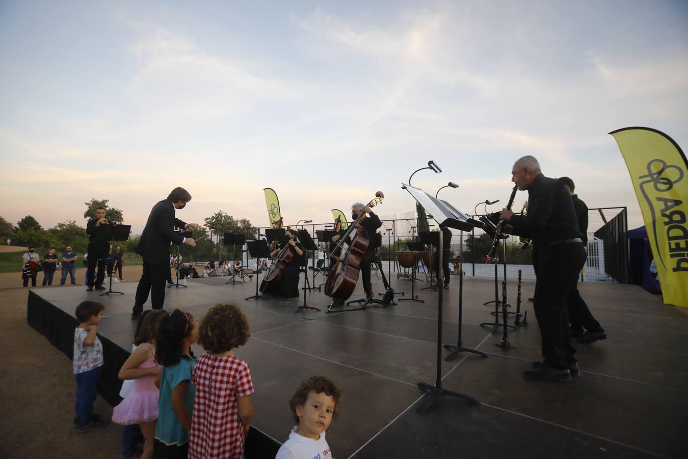 El concierto de la Orquesta de Córdoba en la Asomadilla, en imágenes