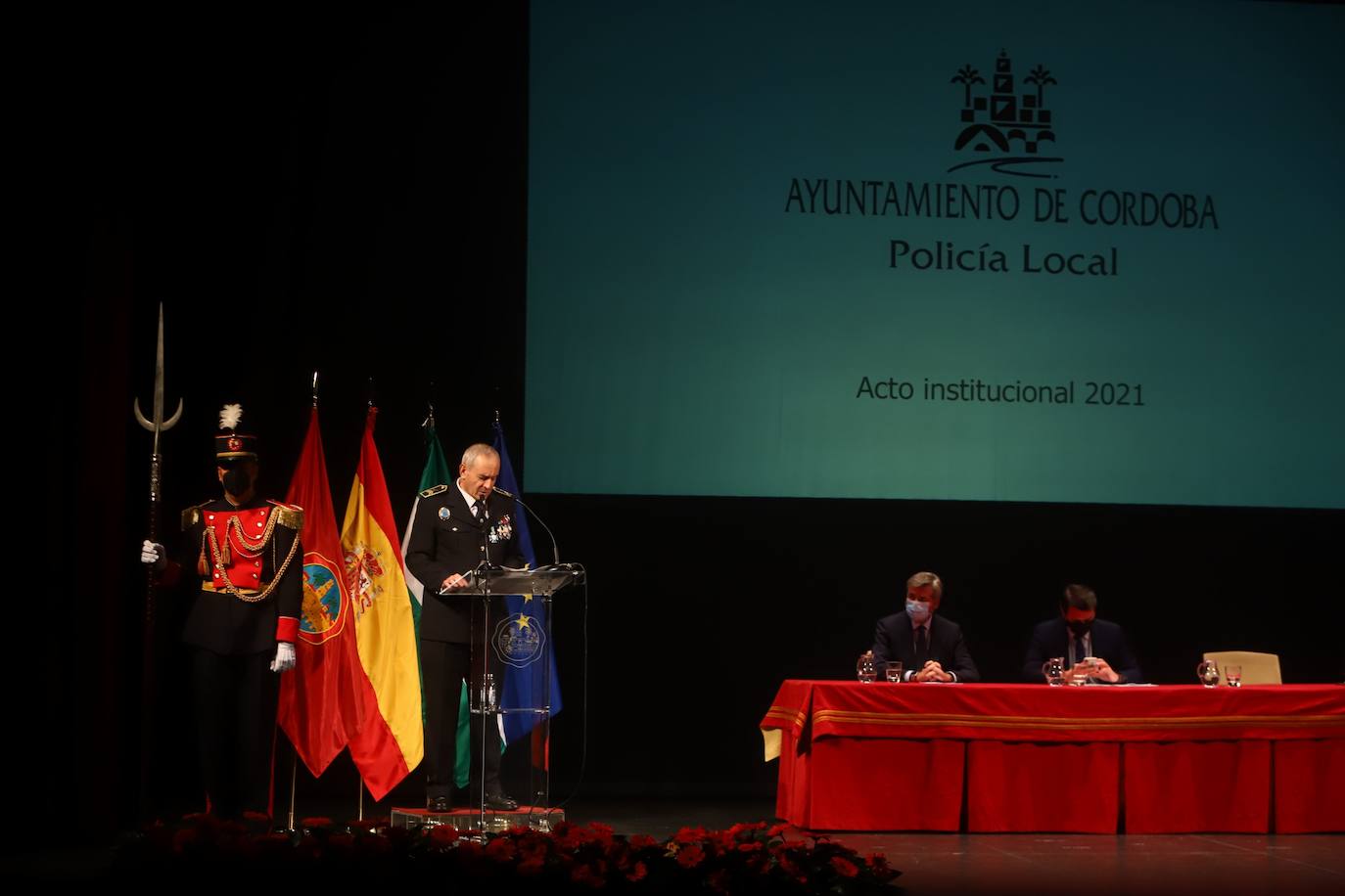 El acto de la Policía Local de Córdoba por el día de San Rafael, en imágenes