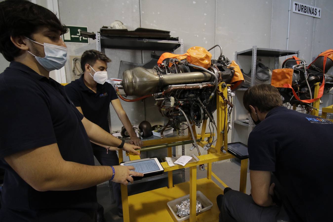 Narcoavionetas para hacer prácticas en un instituto de Sevilla