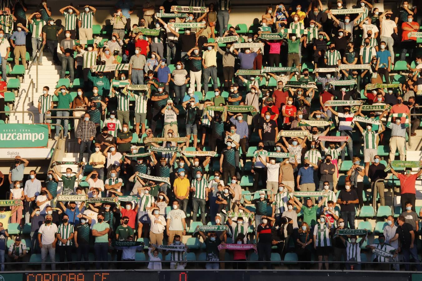 La grada del Córdoba CF-Antequera, en imágenes