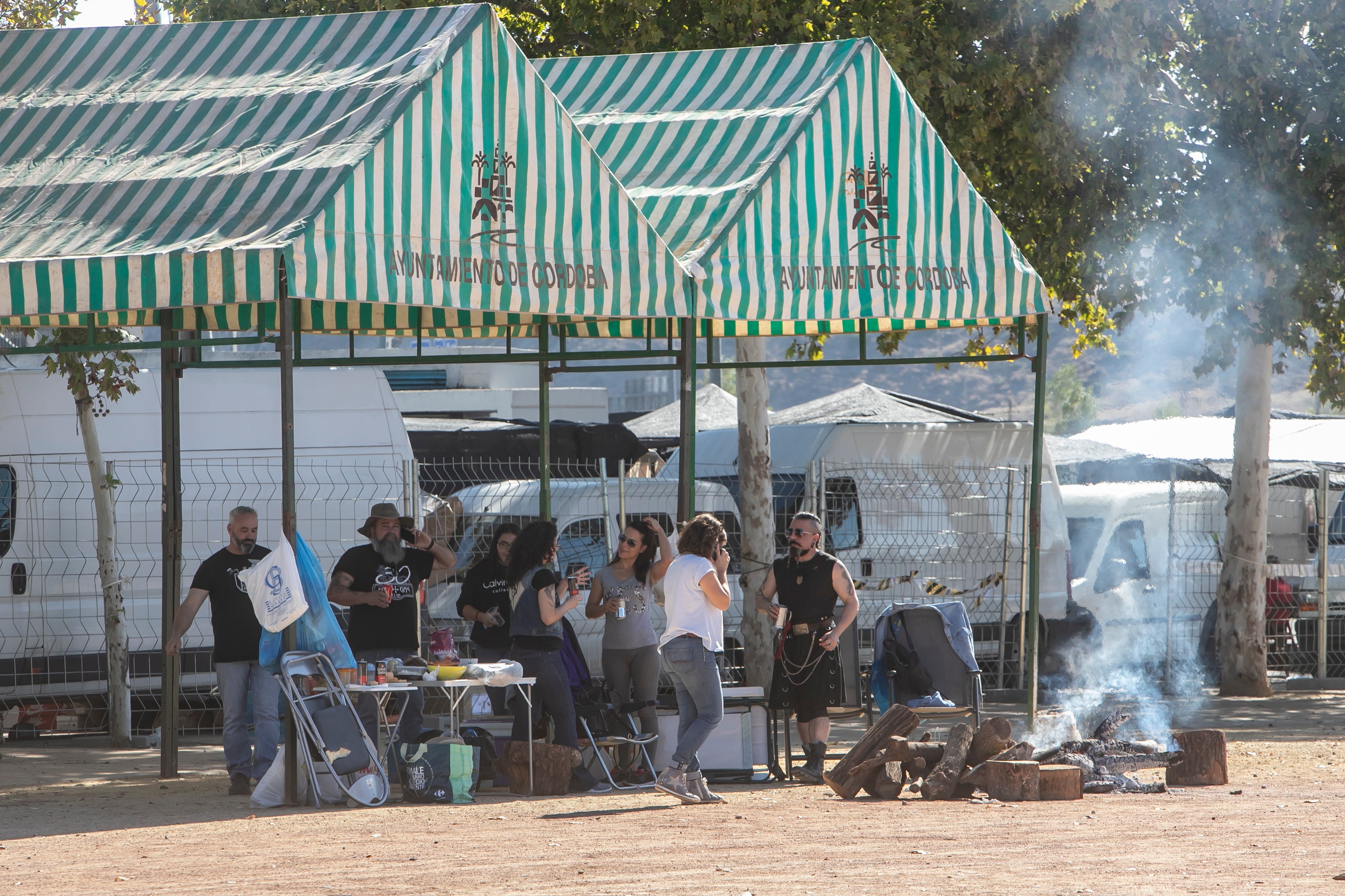 Los peroles en El Arenal por el Día de San Rafael, en imágenes