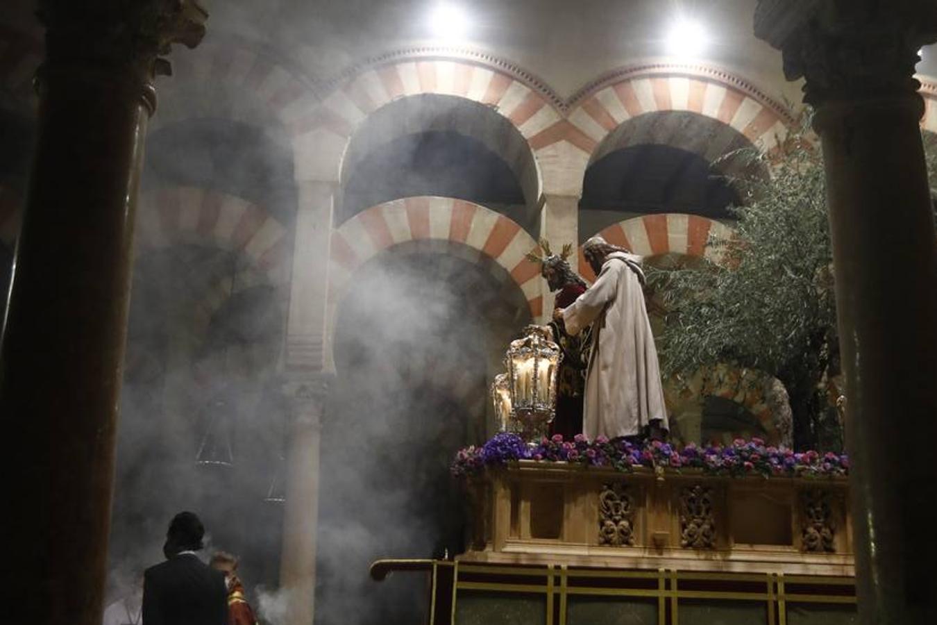 La procesión de Nuestro Padre Jesús de la Salud de Córdoba, en imágenes