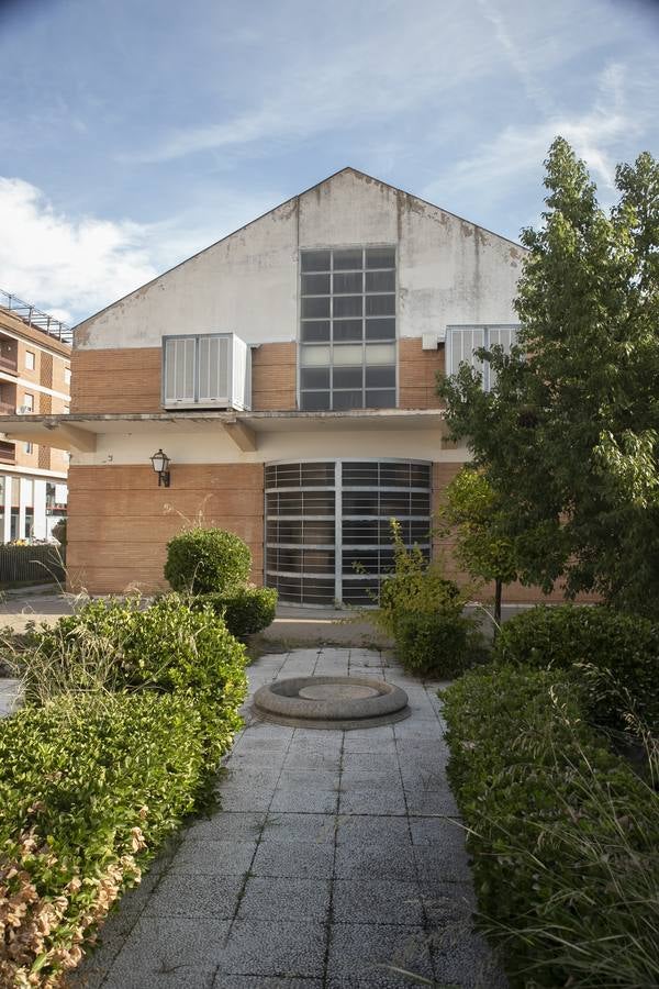 Así está el mercado del Alcázar de Córdoba, un inmueble con 70 años a sus espaldas