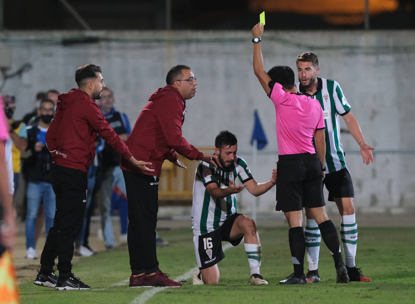 Así ha celebrado el Córdoba CF la clasificación para la Copa del Rey ante el Xerez CD, en imágenes