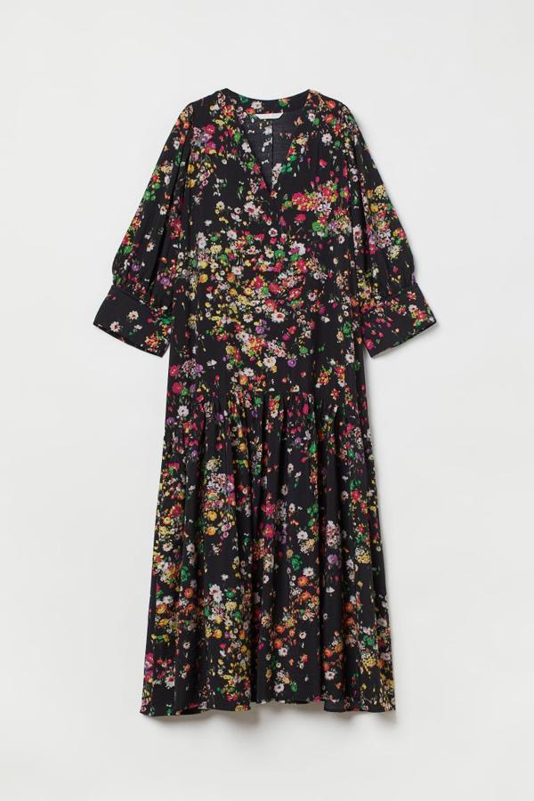 H&amp;M - Vestidos virales para todos los gustos. Vestido túnica con flores, de H&amp;M. Perfecto para los días en los que una está indecisa y no sabe qué ponerse. Precio: 29,90€.