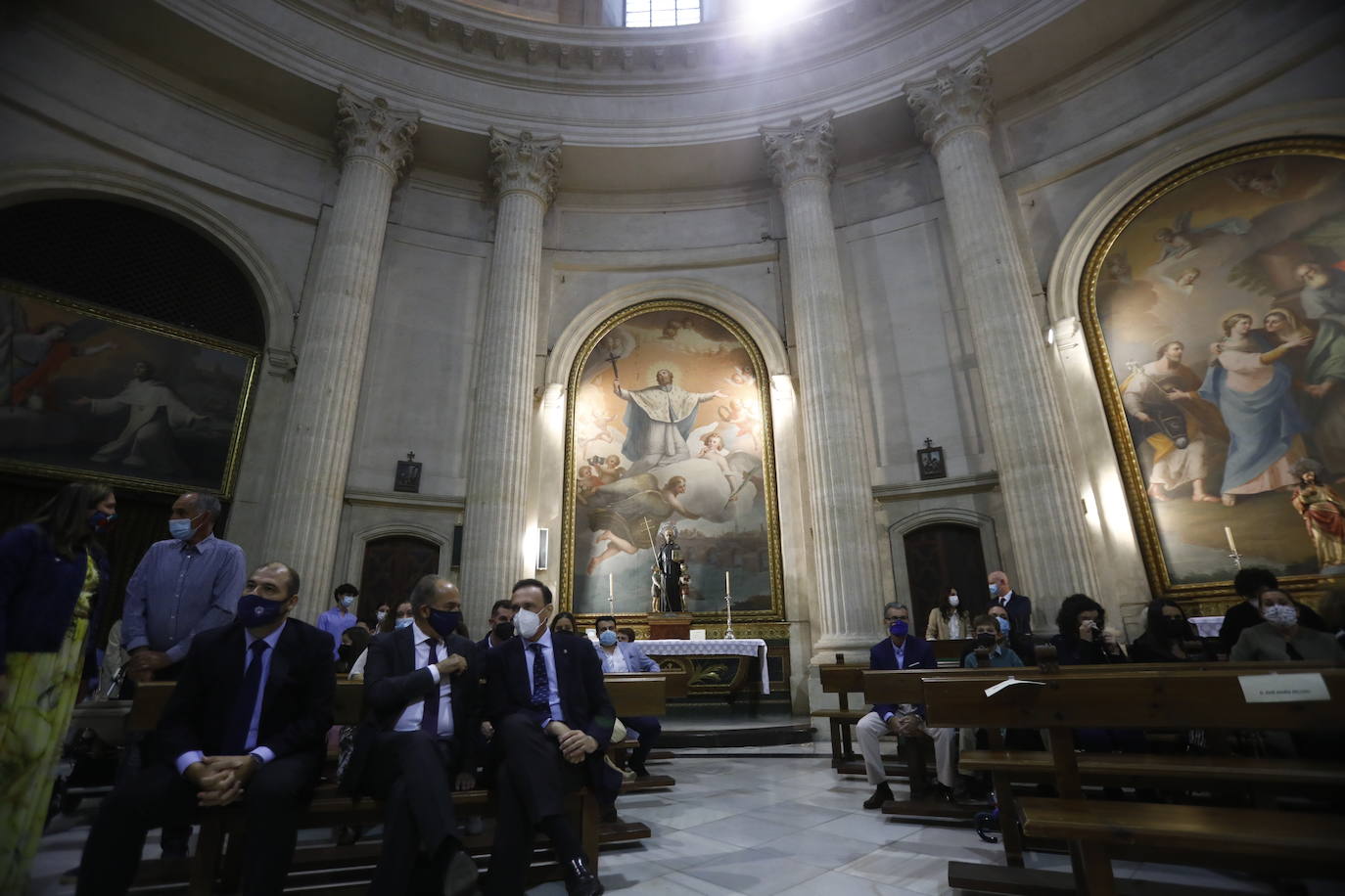 La apertura al público de la iglesia de Santa Victoria en Córdoba, en imágenes