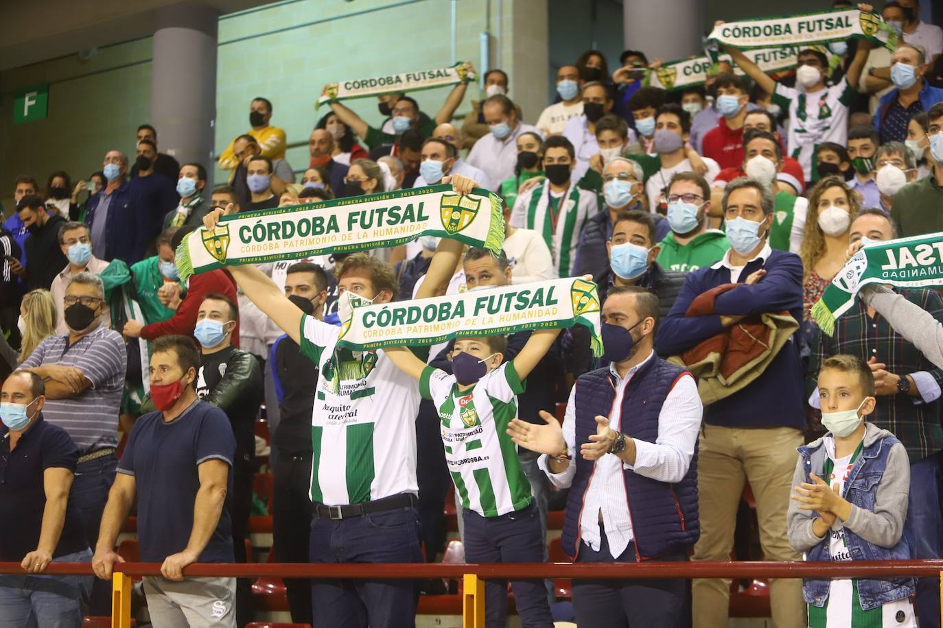 El Córdoba Patrimonio - Santa Coloma de fútbol sala, en imágenes