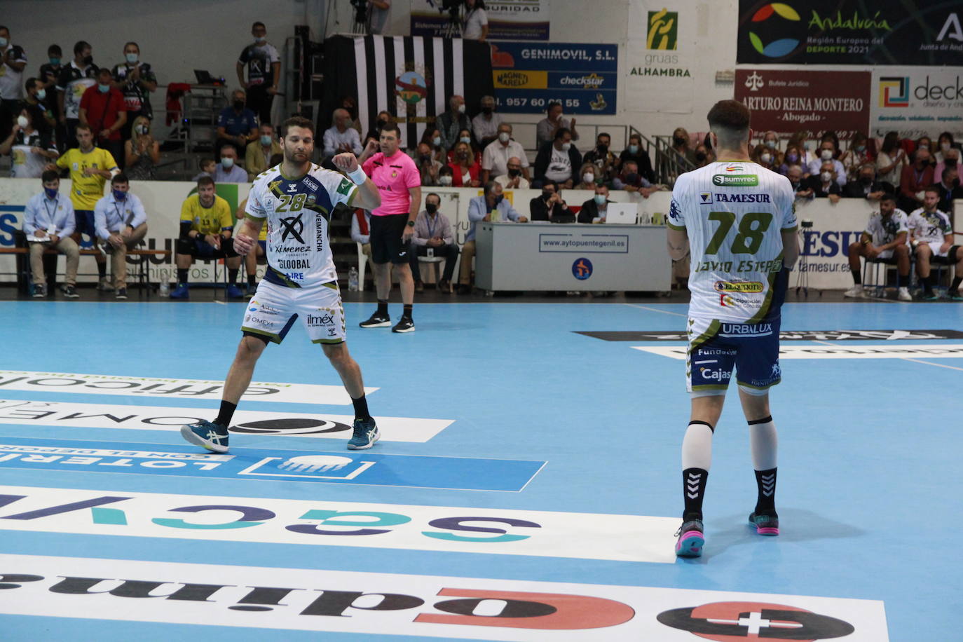 El Ángel Ximénez Puente Genil - Bidasoa de balonmano, en imágenes