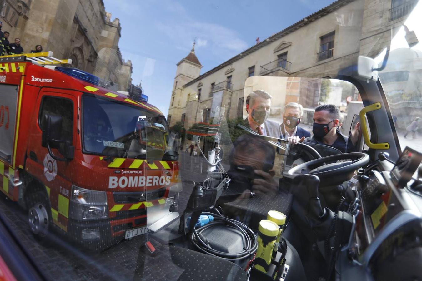 Los nuevos vehículos de bomberos para el Casco Histórico de Córdoba, en imágenes