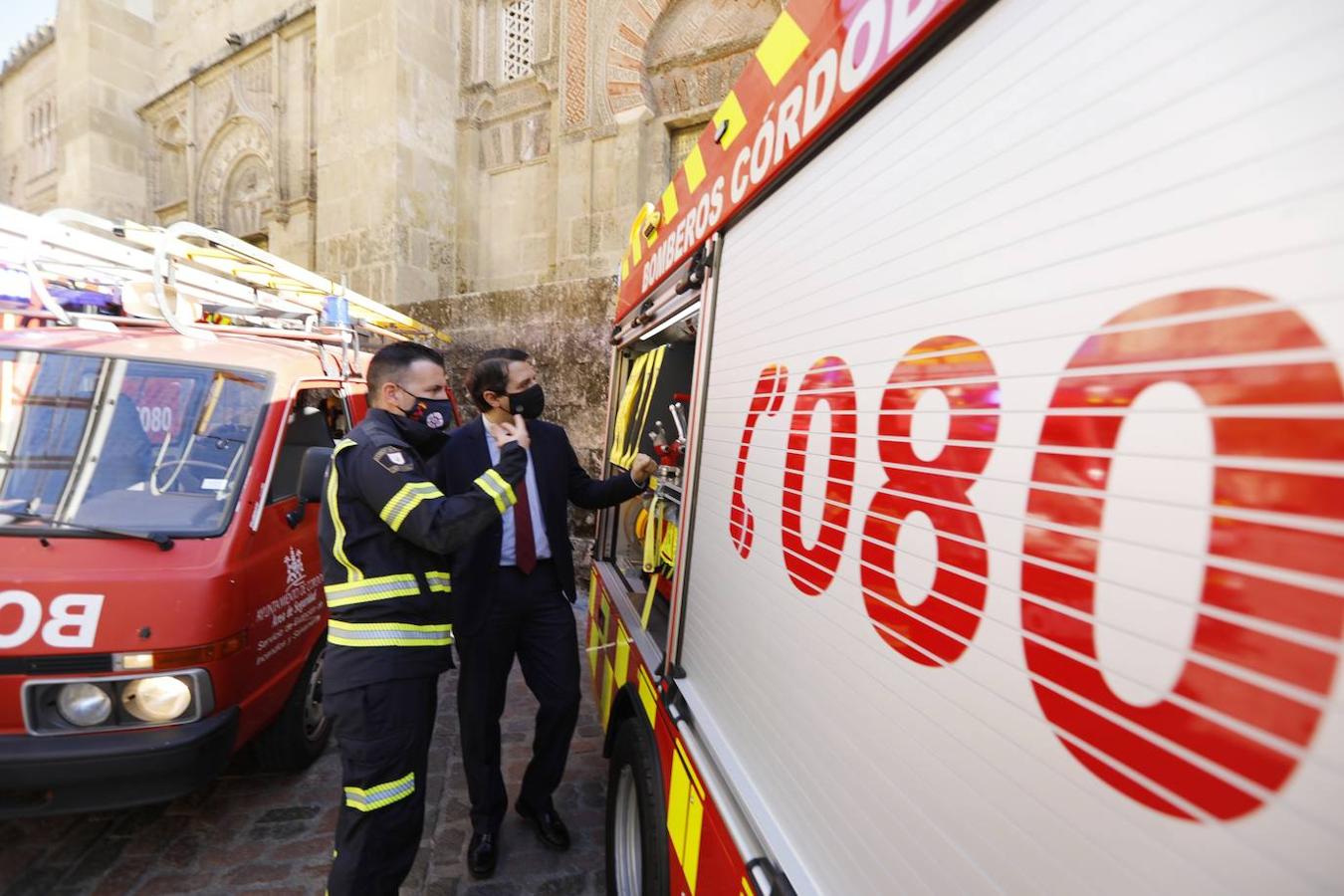 Los nuevos vehículos de bomberos para el Casco Histórico de Córdoba, en imágenes