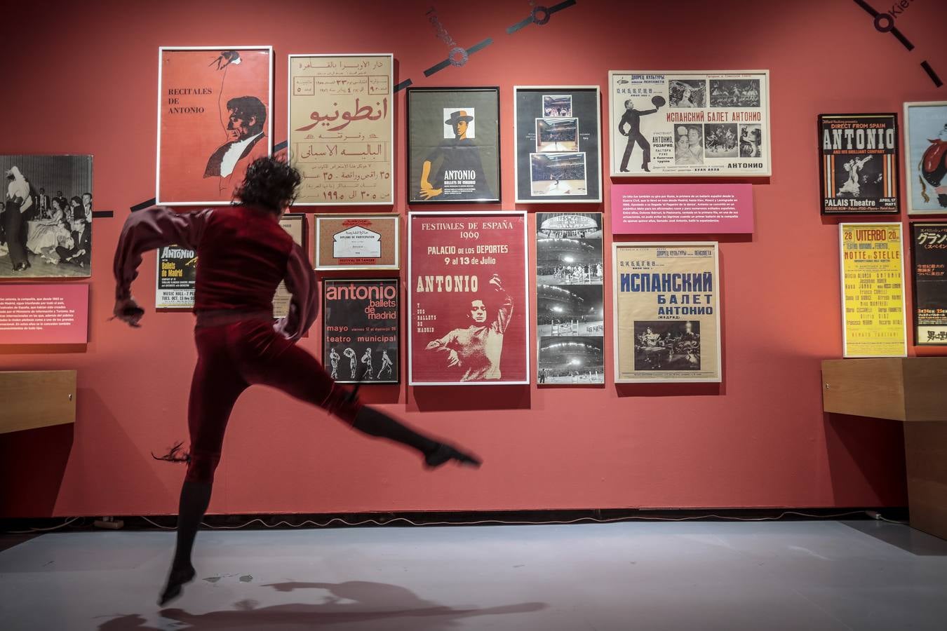 Exposición en Sevilla: el legado de Antonio &#039;El Bailarín&#039;, en imágenes