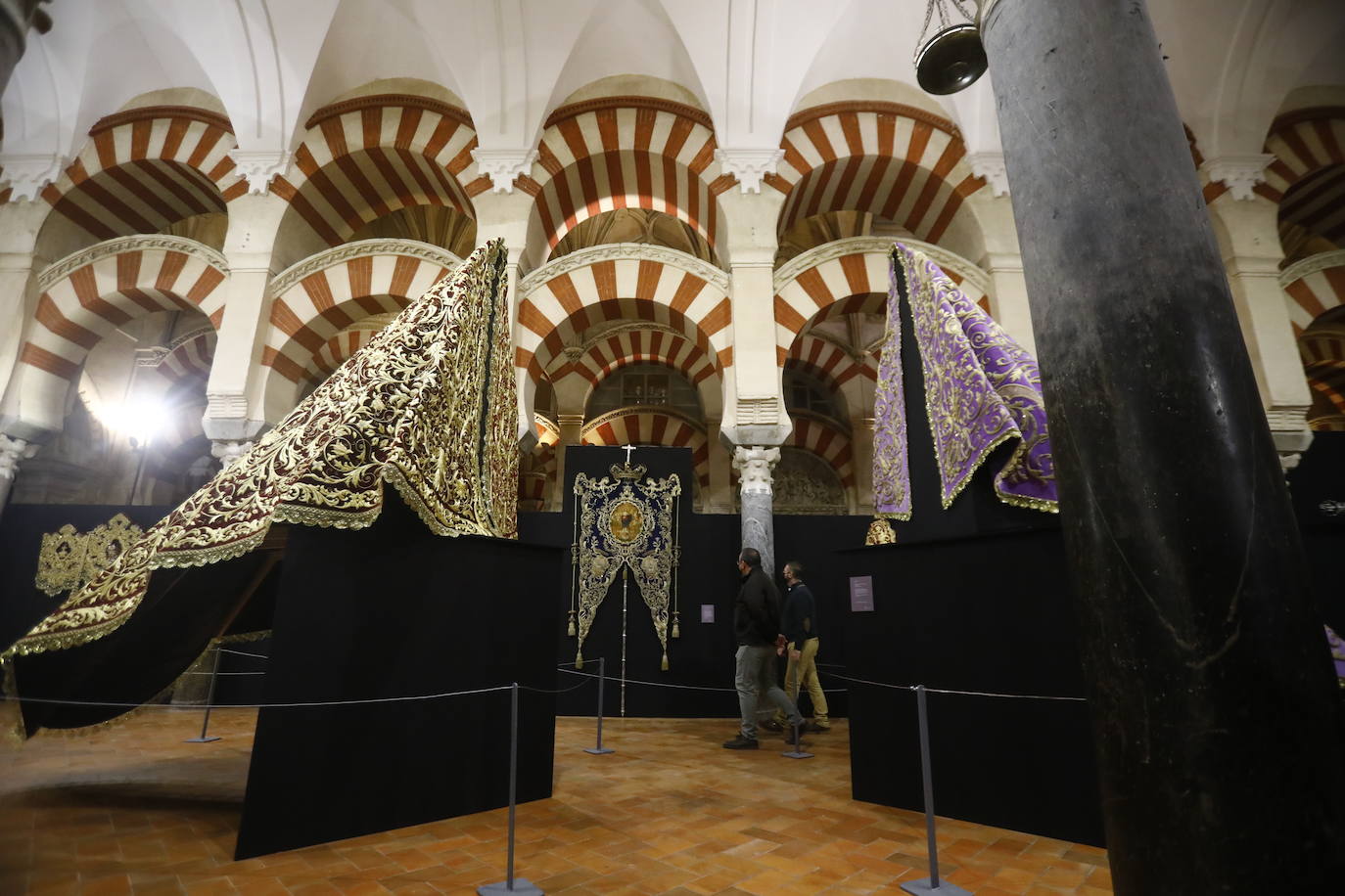 La exposición &#039;Arte y Cofradías en Córdoba&#039;, en imágenes