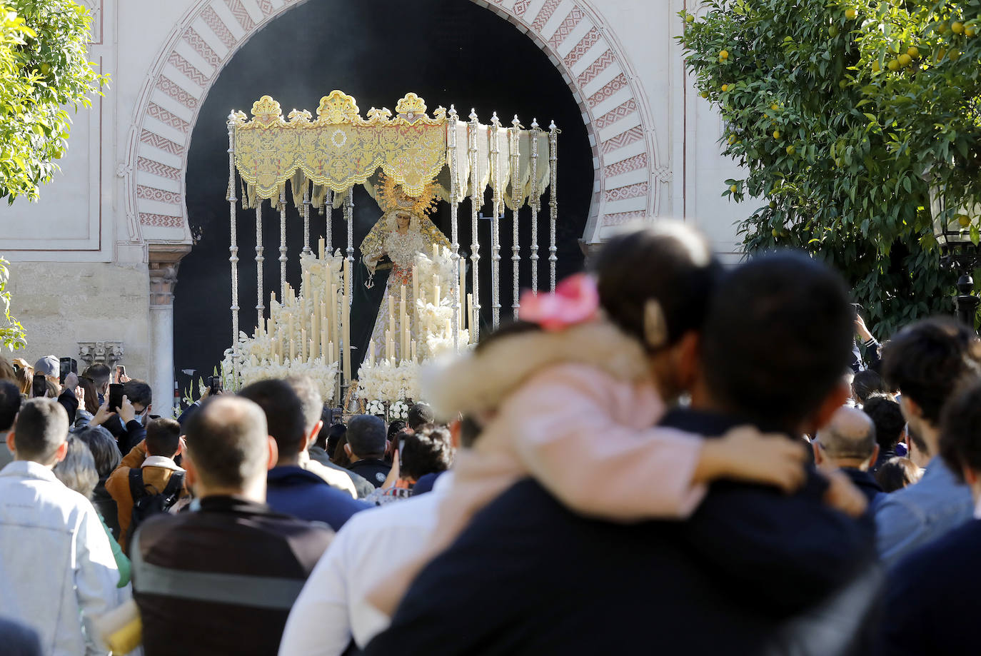 La procesión de la Virgen de la O en Córdoba, en imágenes