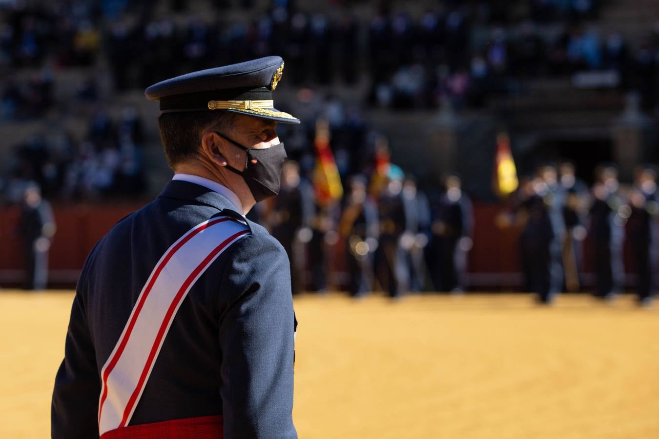 Jura de bandera en la plaza de toros de la Maestranza de Sevilla