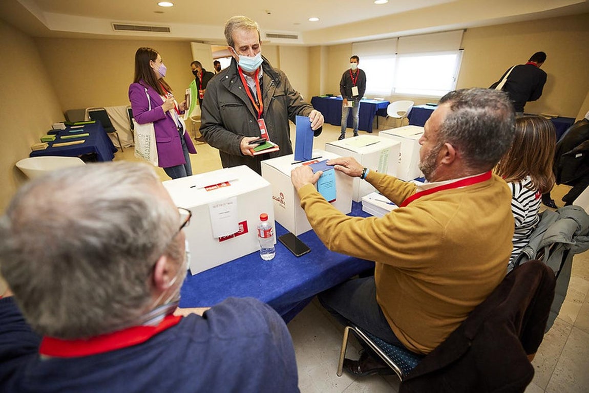 Álvaro Gutiérrez, proclamado secretario provincial del PSOE