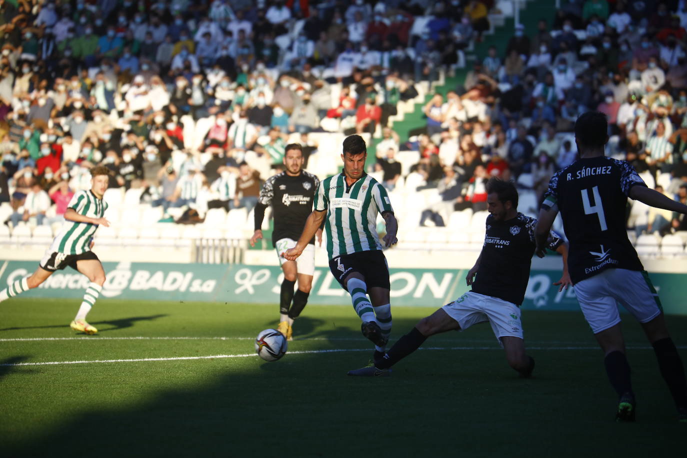 Las mejores imágenes del partido del Córdoba CF frente al Cacereño