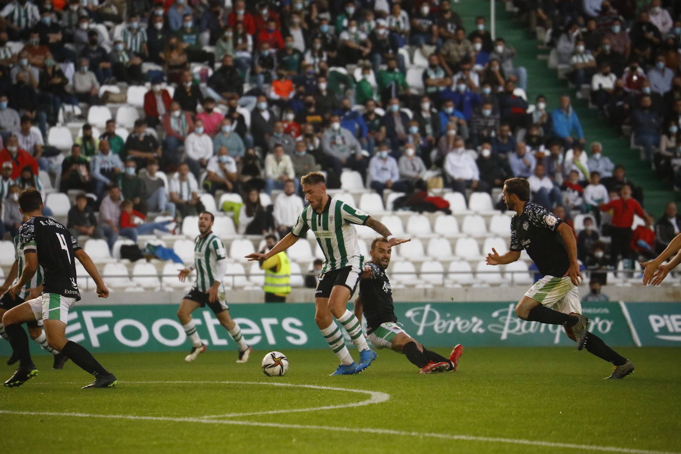 Las mejores imágenes del partido del Córdoba CF frente al Cacereño