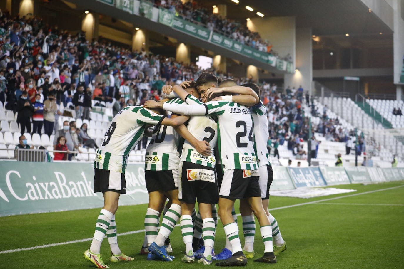 Las mejores imágenes del partido del Córdoba CF frente al Cacereño