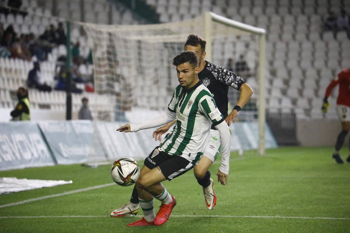 Las mejores imágenes del partido del Córdoba CF frente al Cacereño
