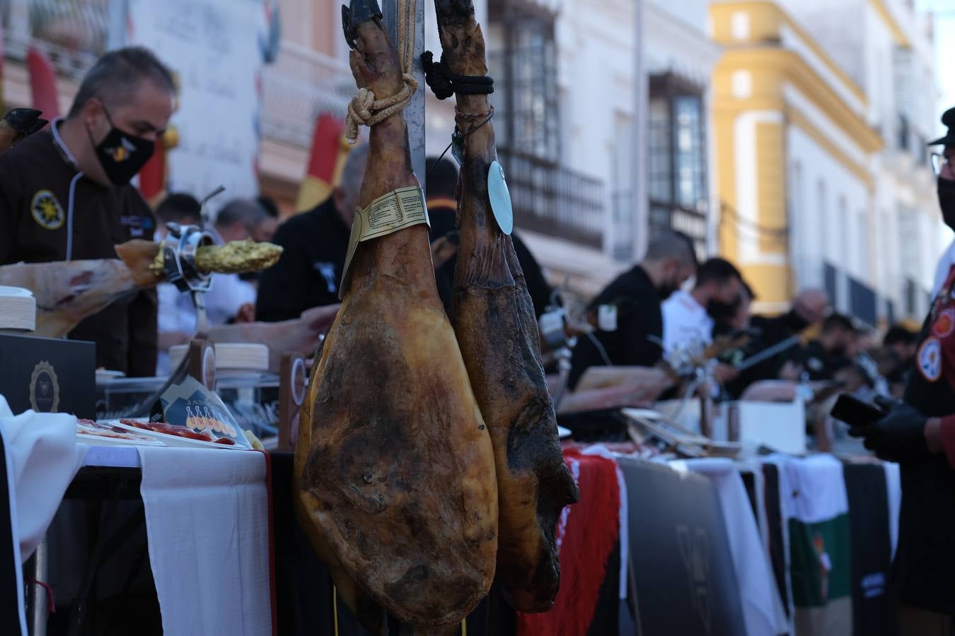 150 cortadores de jamón altruistas para que ningún niño se quede sin juguete en San Fernando