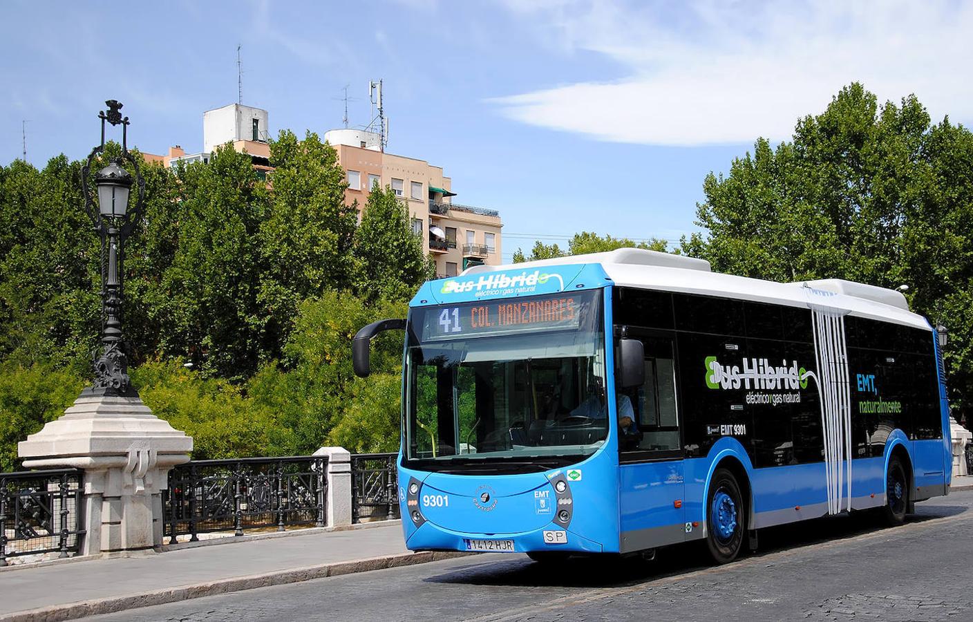 Autobús híbrido (eléctrico y de gas natural), que permite un ahorro de hasta un 30 por ciento anual en combustible respecto a los modelos convencionales de diésel.. 