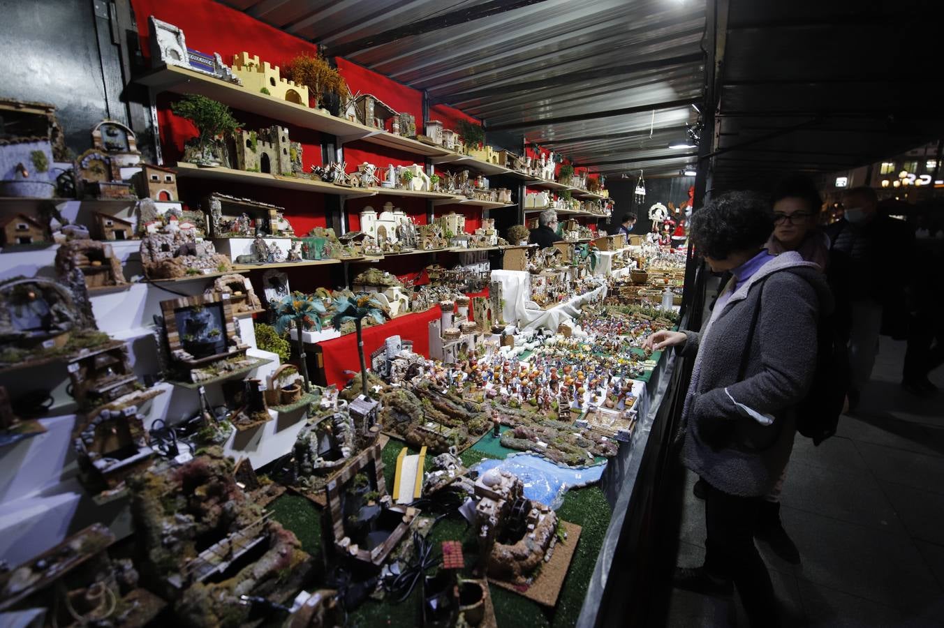 El arranque del mercado navideño de Córdoba en Las Tendillas, en imágenes