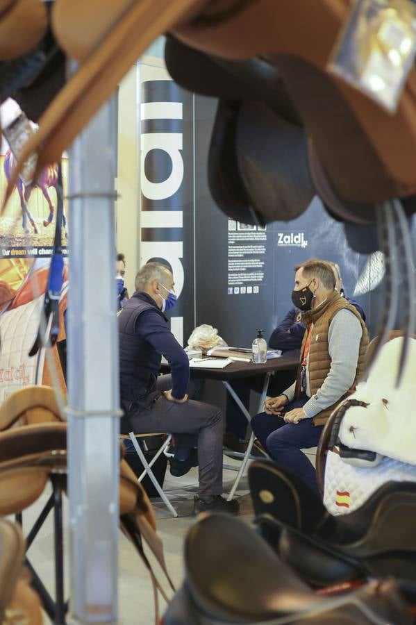 En imágenes, ambiente de la primera jornada del Sicab en Sevilla