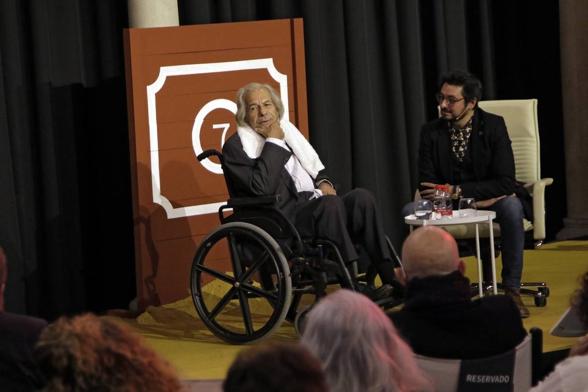 En imágenes, &#039;Toros sí, toros no: ¿cultura, tradición o barbarie?&#039; en el ciclo &#039;Letras de Sevilla&#039;