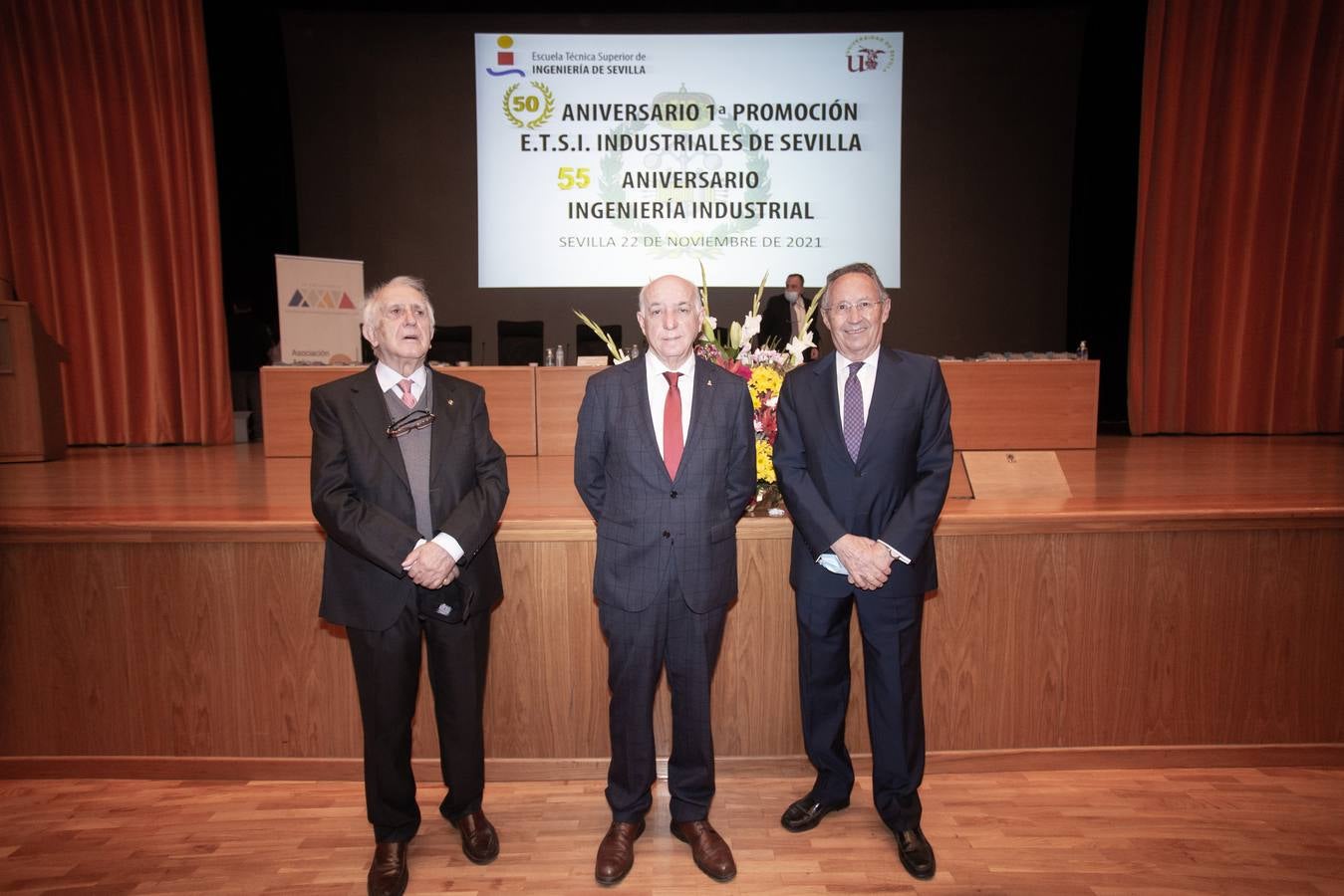 Connmemoración del 50 aniversario de la primera promoción de la Escuela Técnica Superior de Ingenieros Industriales  de Sevilla, en imágenes