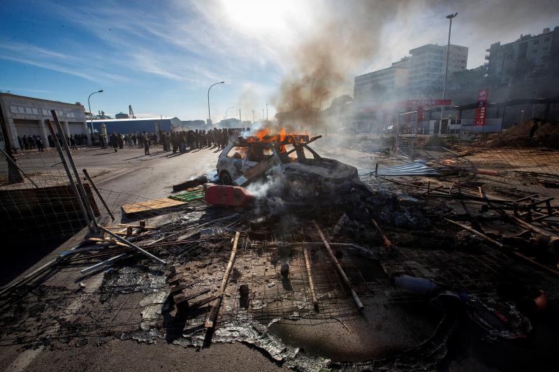 En imágenes, los disturbios provocados por la huelga de los trabajadores del metal de Cádiz