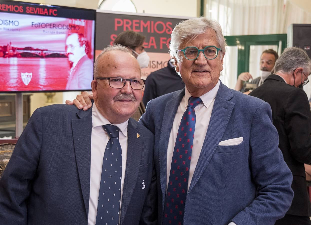 Entrega de los Premios José Antonio Blázquez y Manuel Ruesga Bono del Sevilla FC