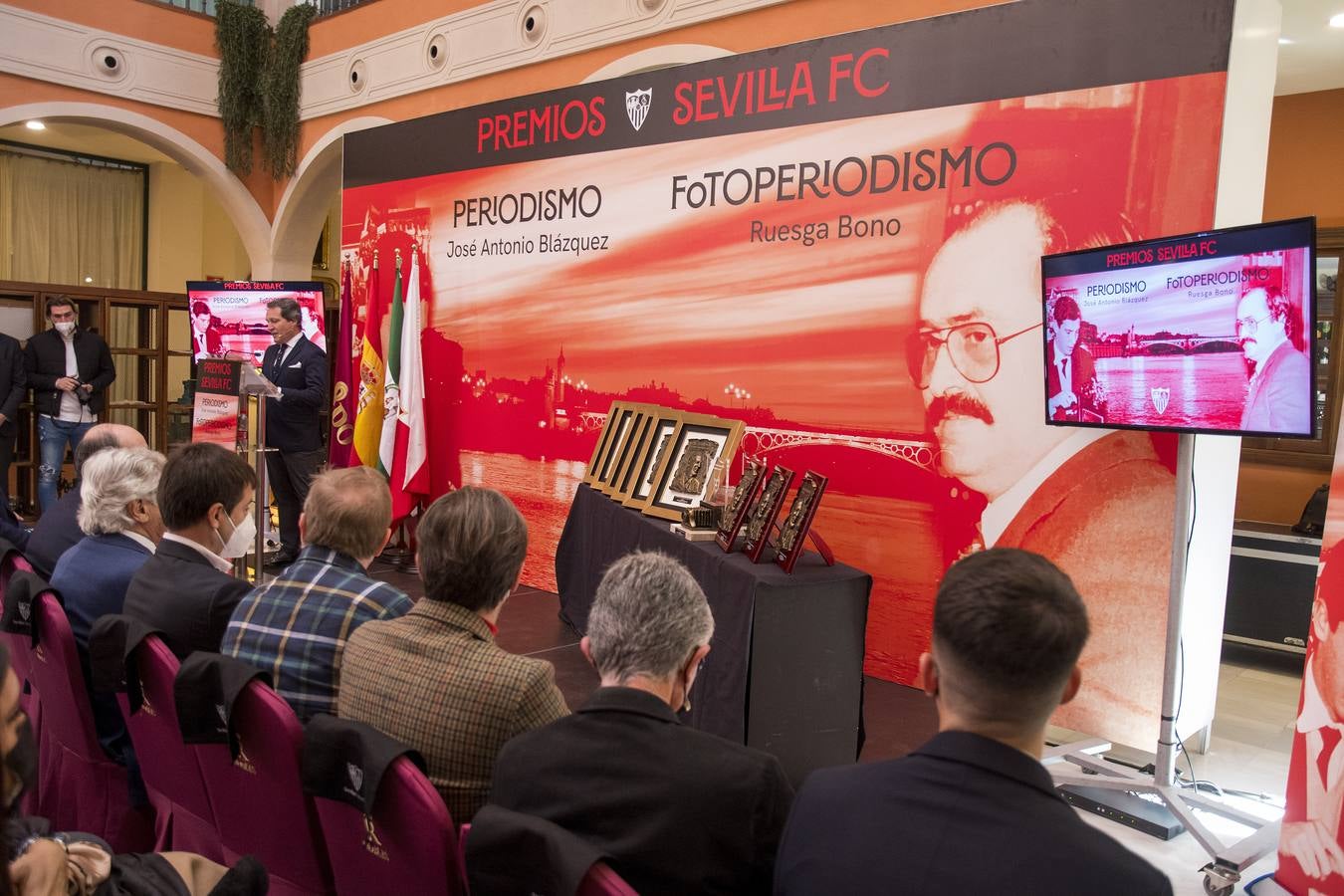 Entrega de los Premios José Antonio Blázquez y Manuel Ruesga Bono del Sevilla FC