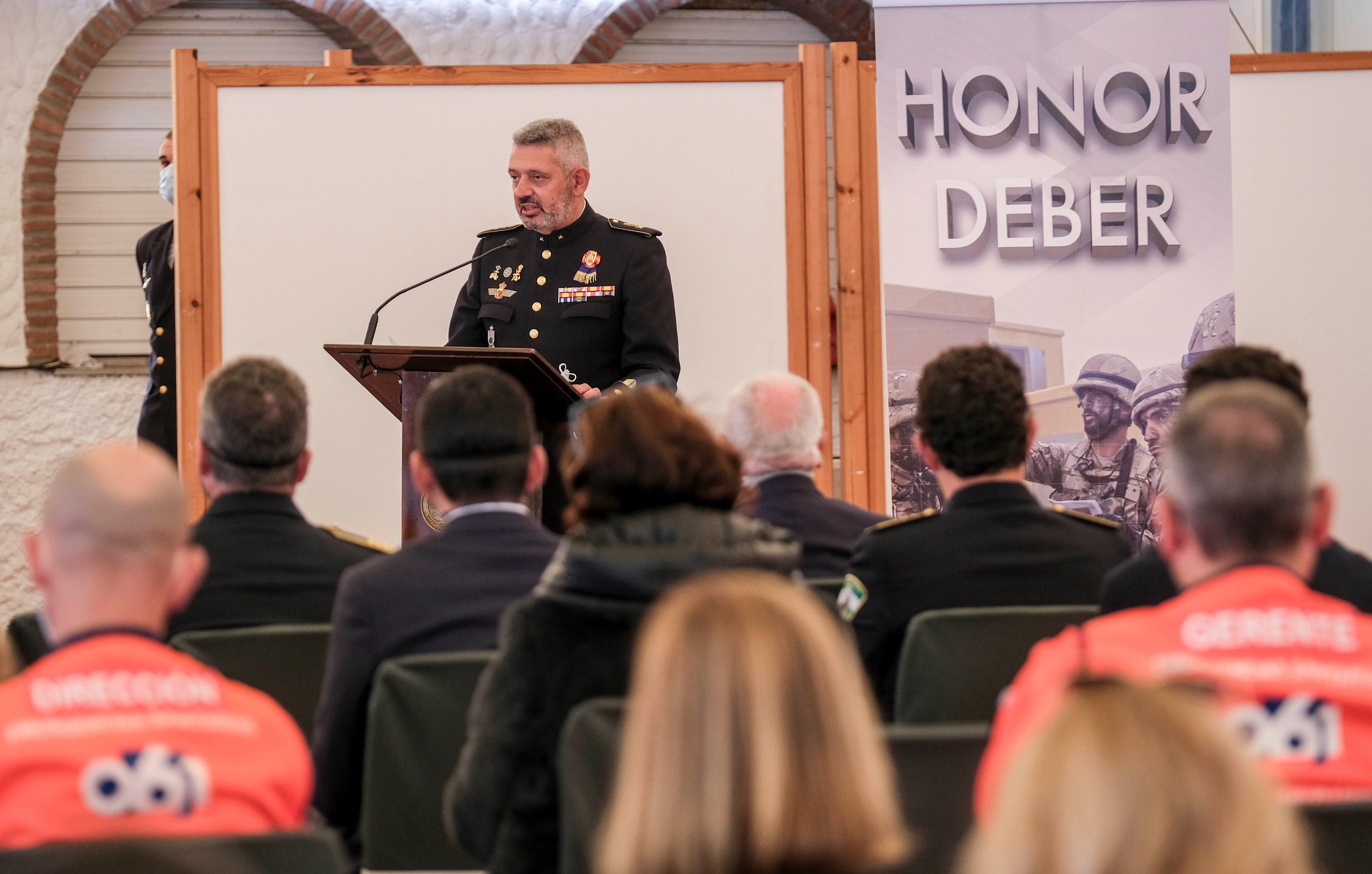 En imágenes: La Subdelegación de Defensa en Cádiz celebra su día