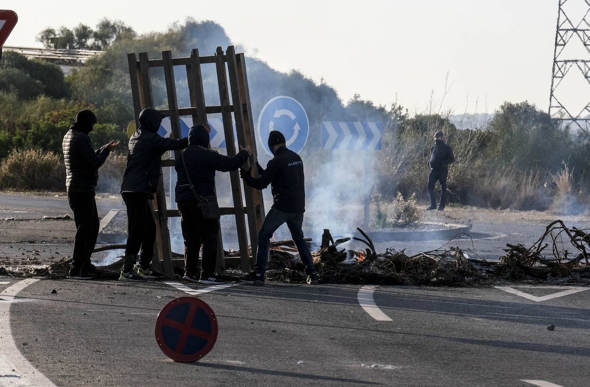 Segundo día de huelga del metal en Puerto Real