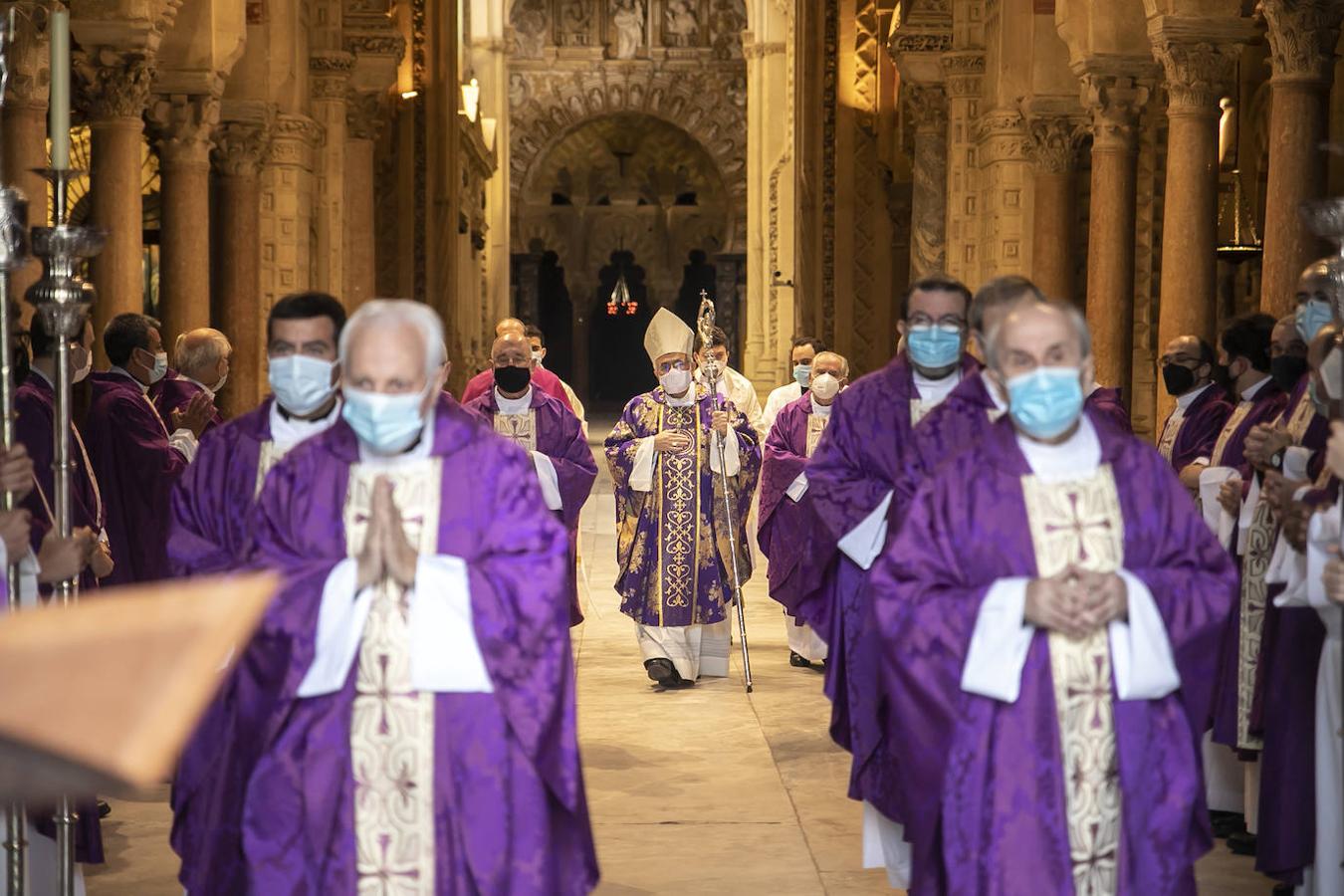 El funeral de Manuel Nieto Cumplido en la Catedral de Córdoba, en imágenes