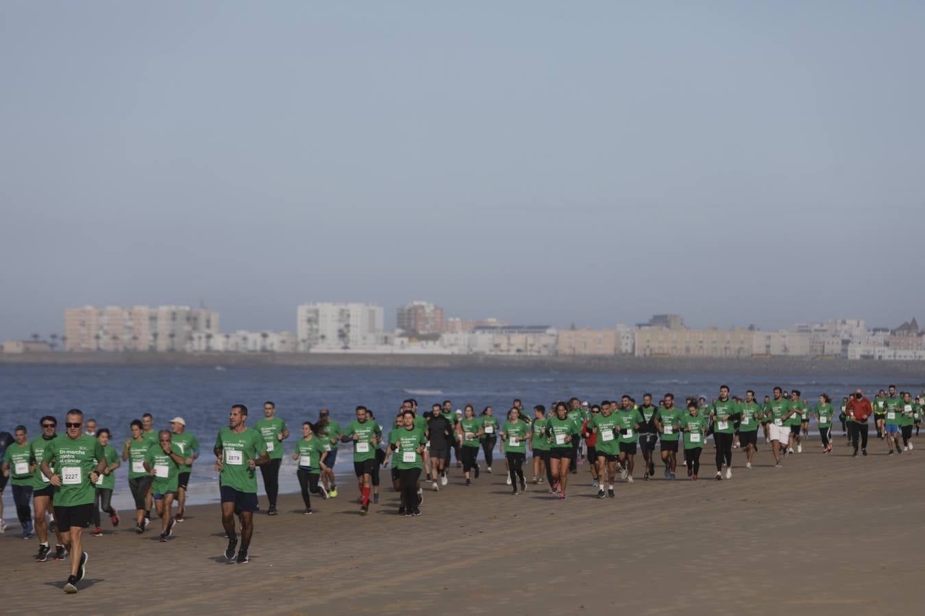 Fotos: VII Carrera Contra el Cáncer en Cádiz