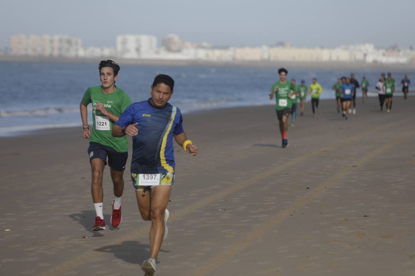 Fotos: VII Carrera Contra el Cáncer en Cádiz