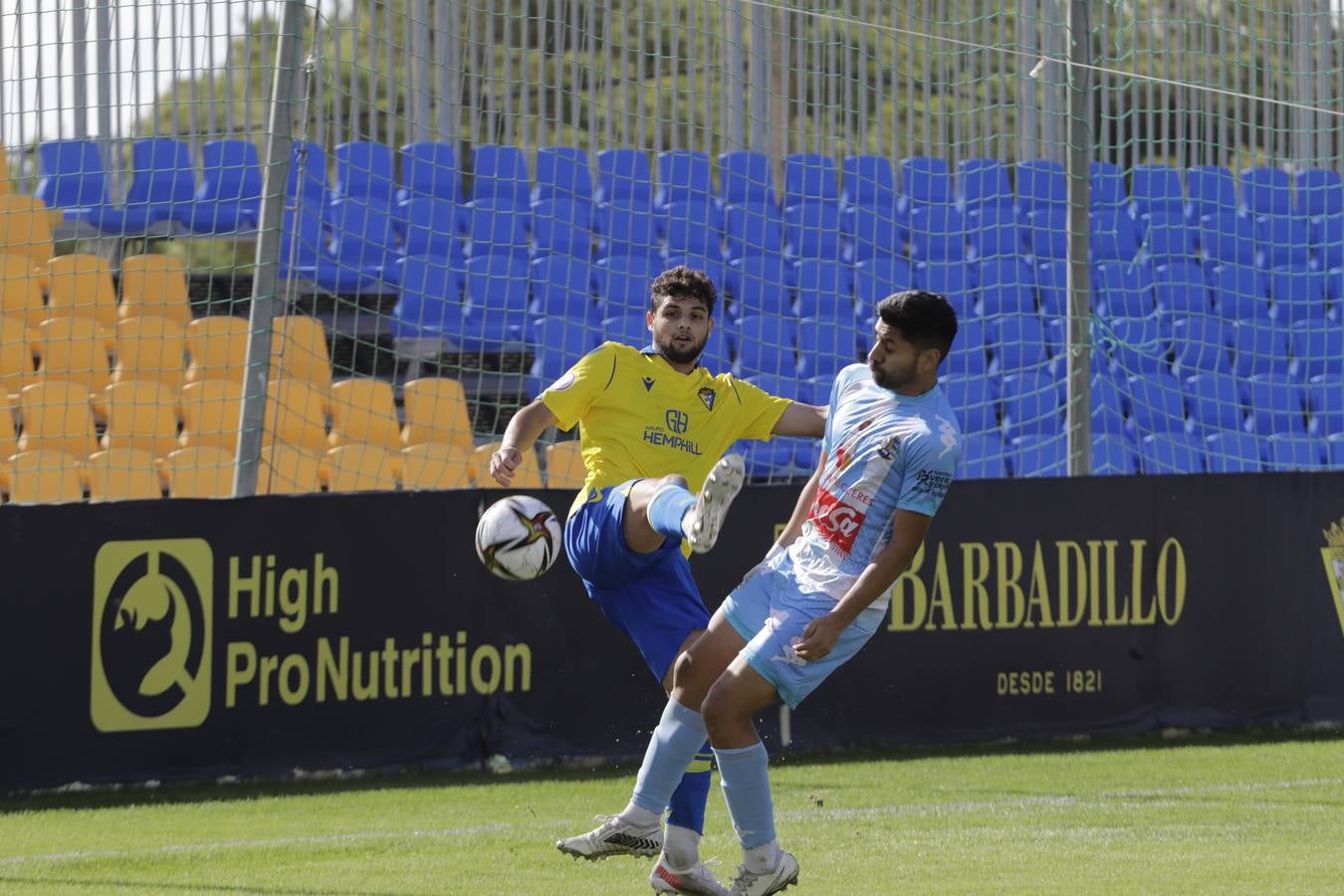 FOTOS: La derrota del Cádiz B ante el Coria, en imágenes