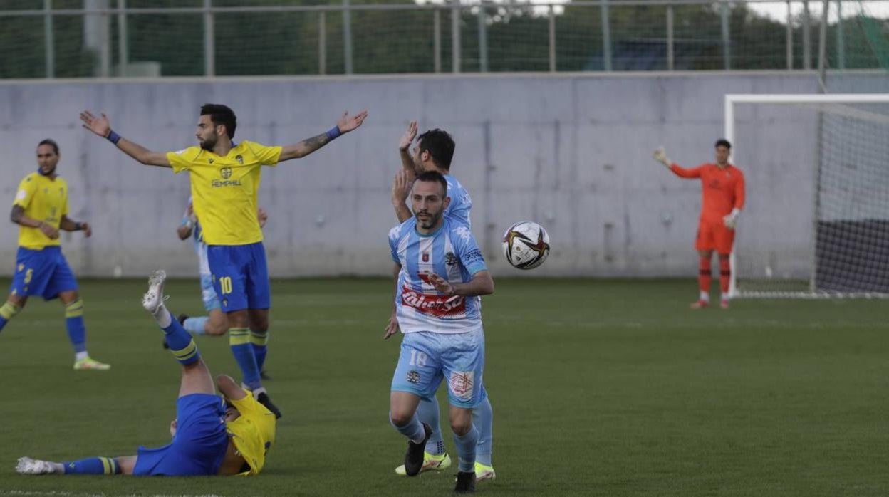 FOTOS: La derrota del Cádiz B ante el Coria, en imágenes