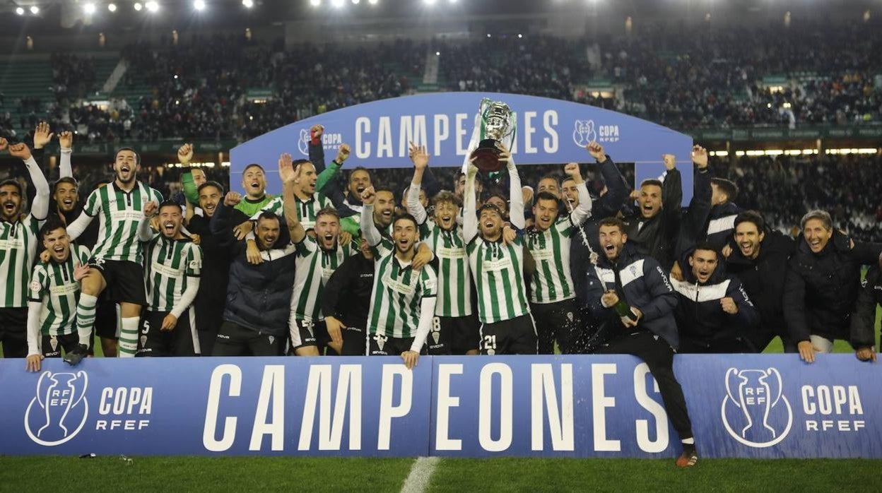 La celebración del título de campeón de Copa RFEF del Córdoba CF, en imágenes