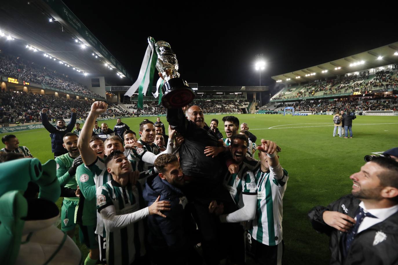 La celebración del título de campeón de Copa RFEF del Córdoba CF, en imágenes